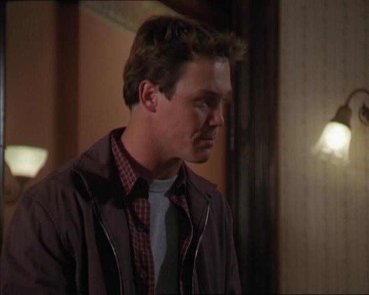 Charmed-Online-dot-320LookWhosBarking0949.jpg