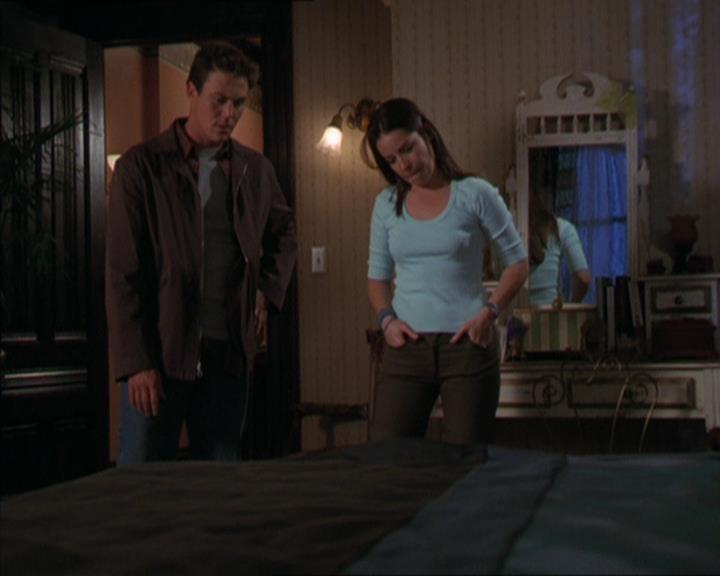 Charmed-Online-dot-320LookWhosBarking0956.jpg
