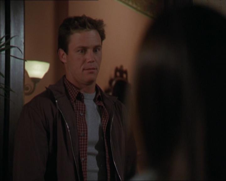 Charmed-Online-dot-320LookWhosBarking0995.jpg