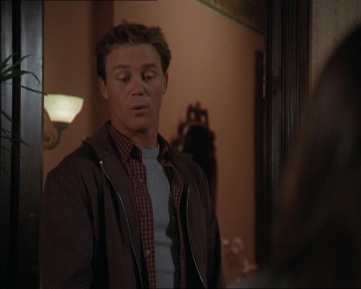 Charmed-Online-dot-320LookWhosBarking0997.jpg