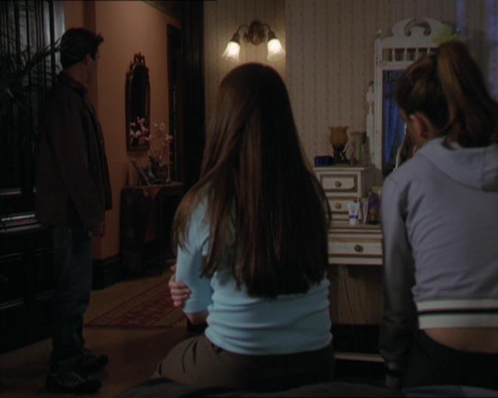 Charmed-Online-dot-320LookWhosBarking1003.jpg
