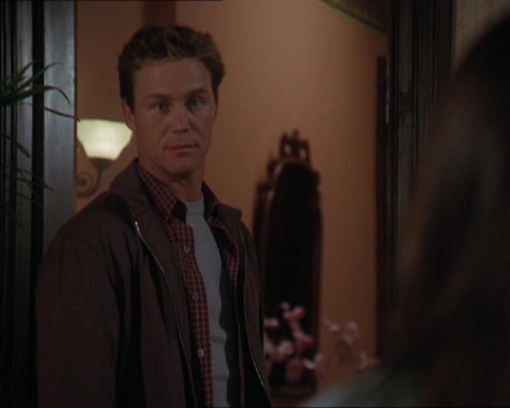 Charmed-Online-dot-320LookWhosBarking1012.jpg