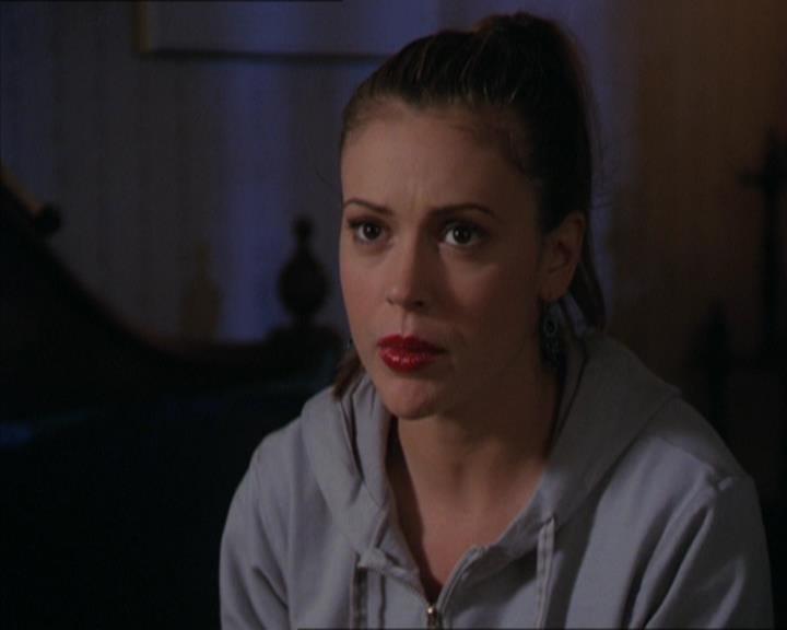 Charmed-Online-dot-320LookWhosBarking1016.jpg