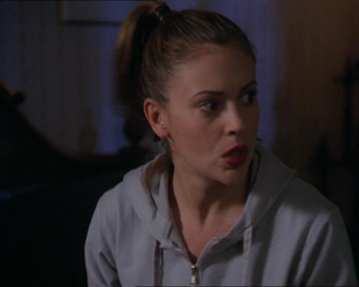 Charmed-Online-dot-320LookWhosBarking1022.jpg