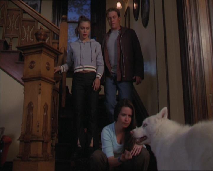 Charmed-Online-dot-320LookWhosBarking1046.jpg