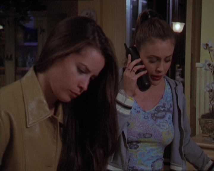 Charmed-Online-dot-320LookWhosBarking1245.jpg