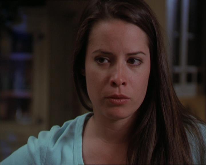 Charmed-Online-dot-320LookWhosBarking1270.jpg Charmed-Online-dot-320LookWhosBarking1270.jpg