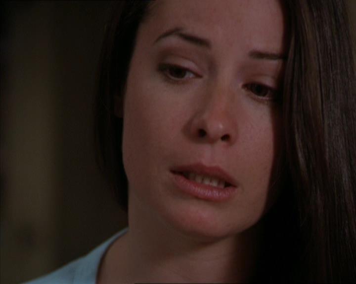 Charmed-Online-dot-320LookWhosBarking1285.jpg Charmed-Online-dot-320LookWhosBarking1285.jpg