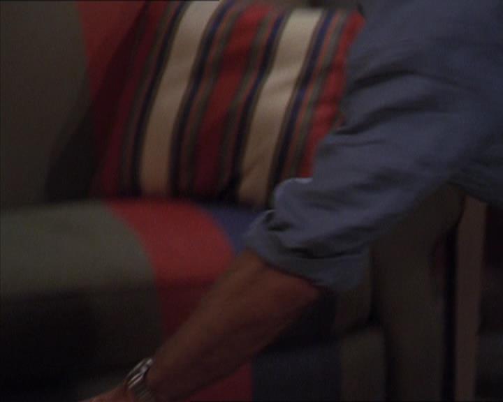 Charmed-Online-dot-320LookWhosBarking1694.jpg Charmed-Online-dot-320LookWhosBarking1694.jpg