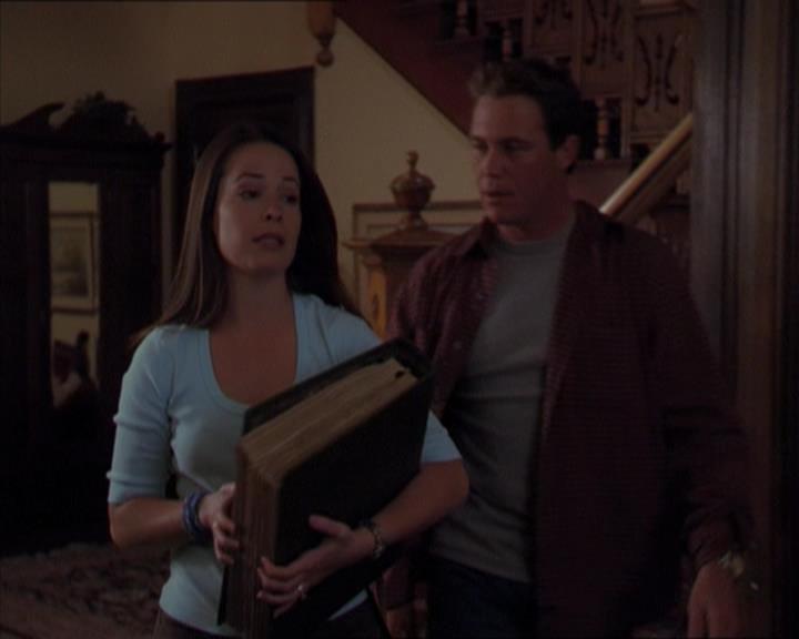 Charmed-Online-dot-320LookWhosBarking1705.jpg