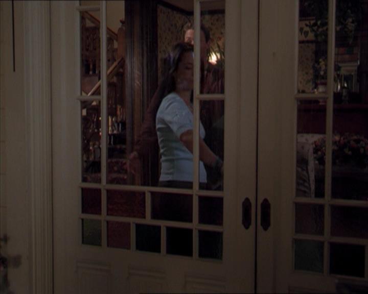 Charmed-Online-dot-320LookWhosBarking1719.jpg