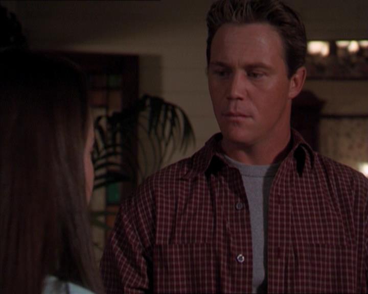 Charmed-Online-dot-320LookWhosBarking1737.jpg