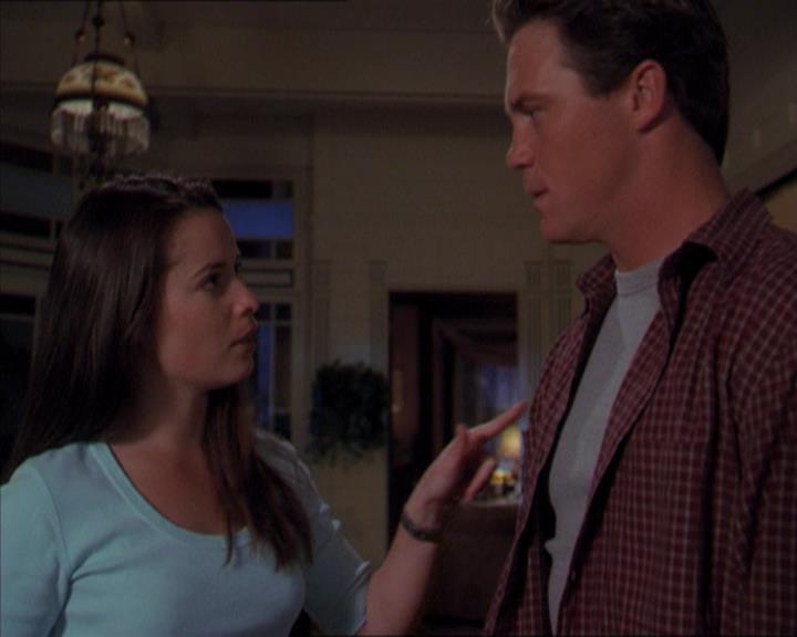 Charmed-Online-dot-320LookWhosBarking1757.jpg Charmed-Online-dot-320LookWhosBarking1757.jpg