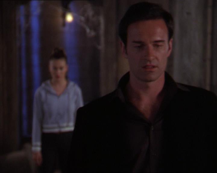 Charmed-Online-dot-320LookWhosBarking2096.jpg