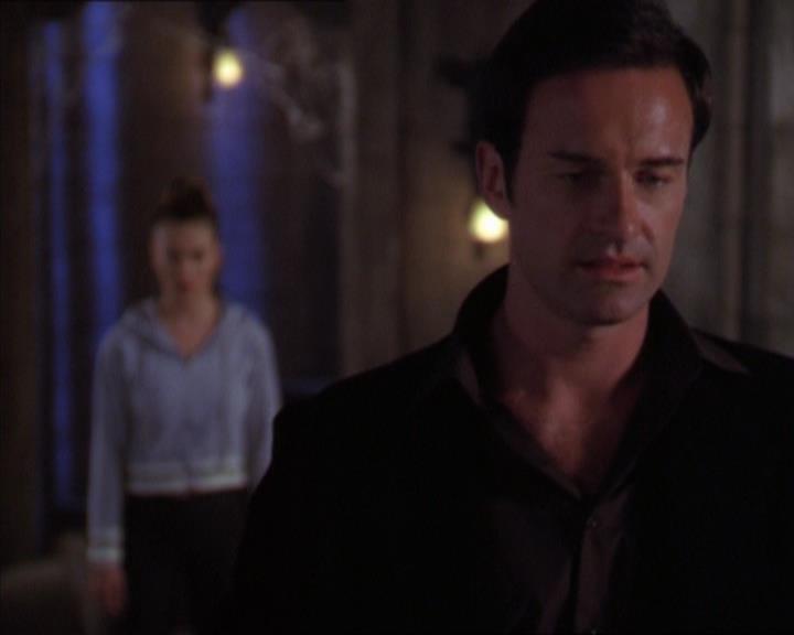 Charmed-Online-dot-320LookWhosBarking2097.jpg