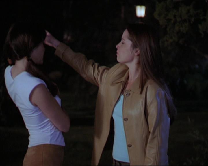 Charmed-Online-dot-320LookWhosBarking2192.jpg