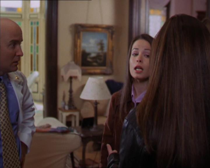 Charmed-Online-dot-322AllHellBreaksLoose0056.jpg Charmed-Online-dot-322AllHellBreaksLoose0056.jpg