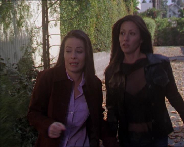 Charmed-Online-dot-322AllHellBreaksLoose0223.jpg