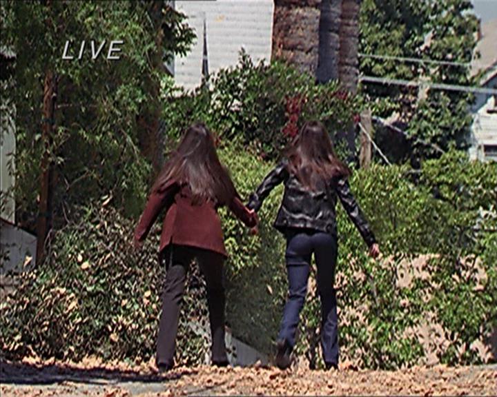 Charmed-Online-dot-322AllHellBreaksLoose0253.jpg
