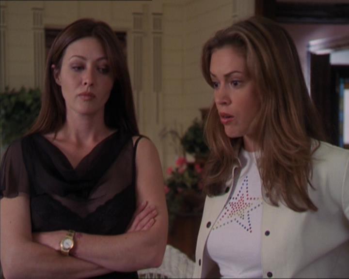 Charmed-Online-dot-322AllHellBreaksLoose0472.jpg