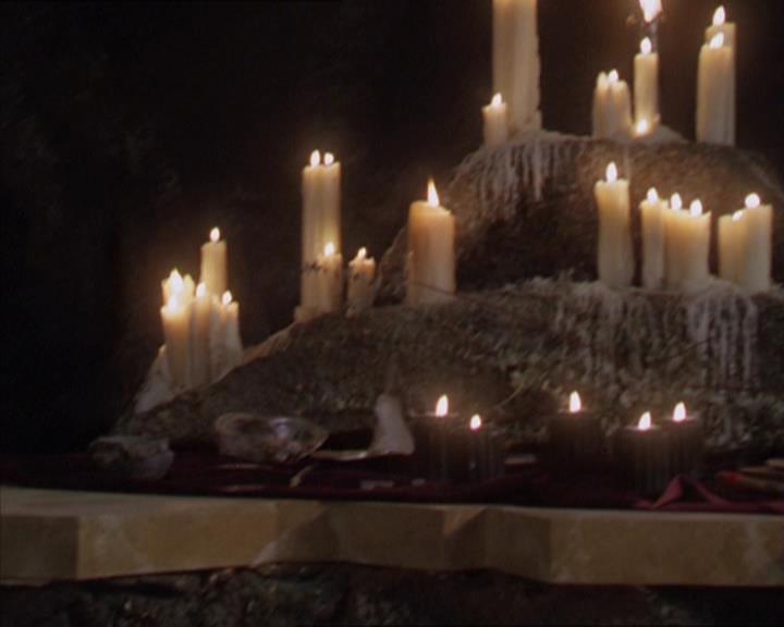 Charmed-Online-dot-322AllHellBreaksLoose0512.jpg