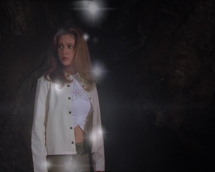 Charmed-Online-dot-322AllHellBreaksLoose0522.jpg