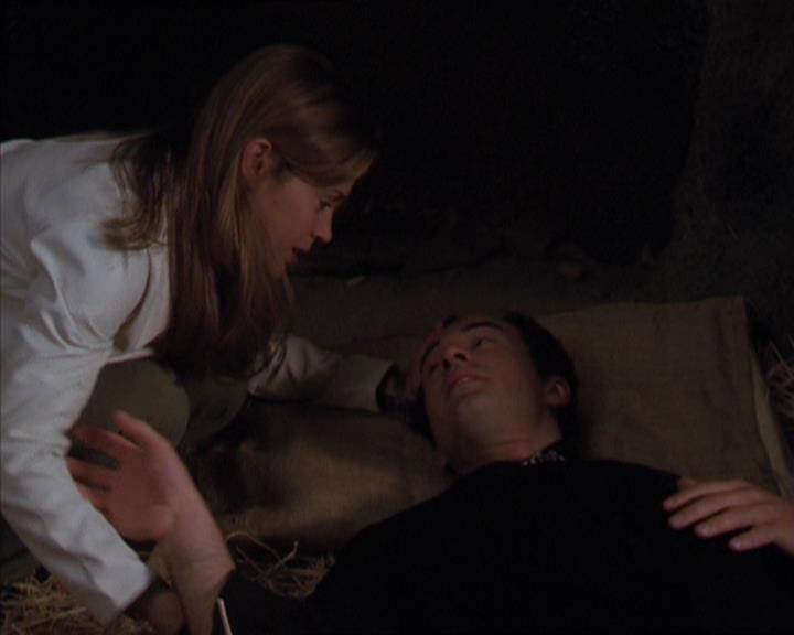 Charmed-Online-dot-322AllHellBreaksLoose0530.jpg