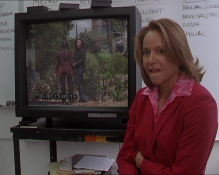 Charmed-Online-dot-322AllHellBreaksLoose0577.jpg