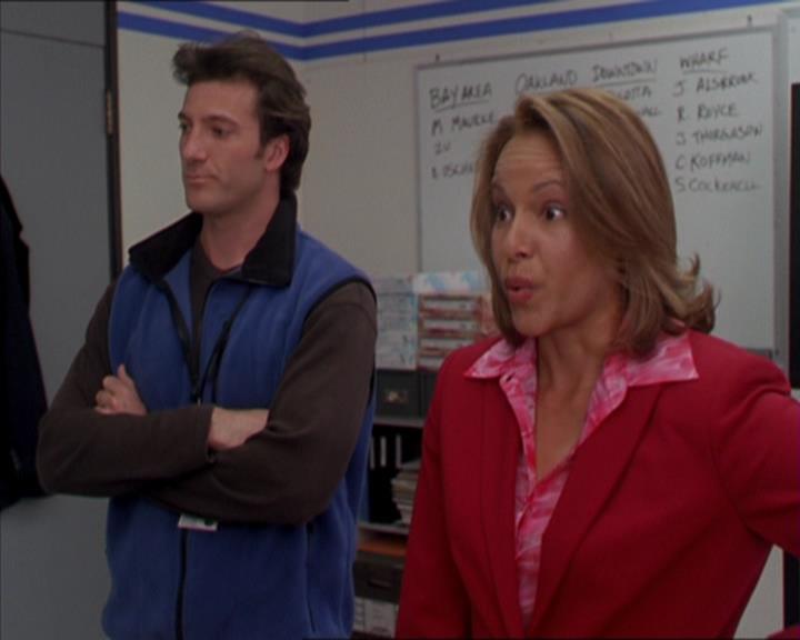 Charmed-Online-dot-322AllHellBreaksLoose0614.jpg