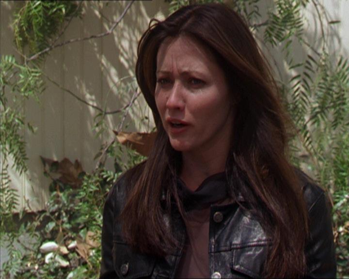 Charmed-Online-dot-322AllHellBreaksLoose0650.jpg