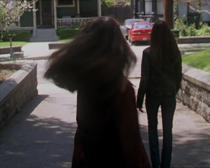 Charmed-Online-dot-322AllHellBreaksLoose0676.jpg