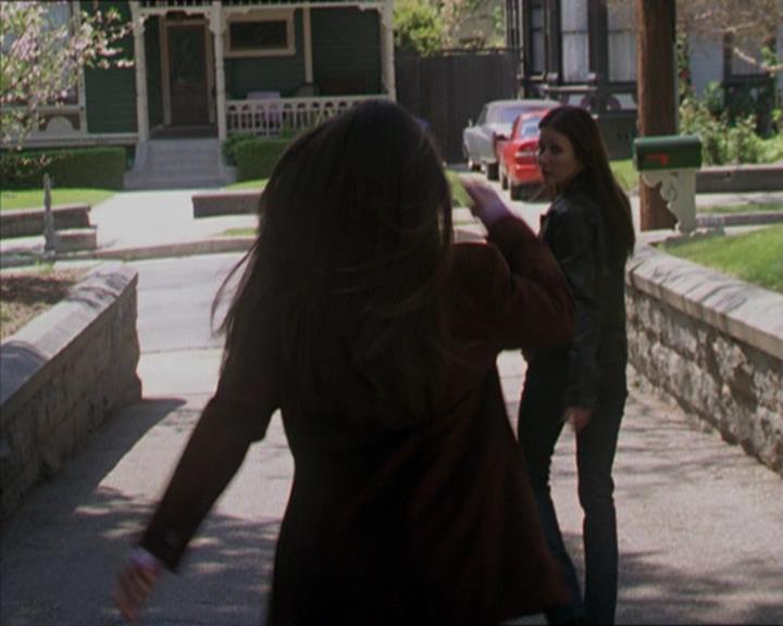 Charmed-Online-dot-322AllHellBreaksLoose0677.jpg
