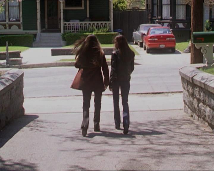 Charmed-Online-dot-322AllHellBreaksLoose0681.jpg
