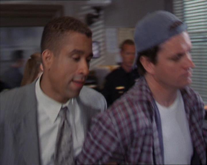 Charmed-Online-dot-322AllHellBreaksLoose0684.jpg