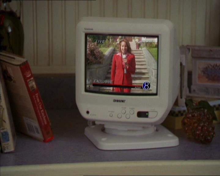 Charmed-Online-dot-322AllHellBreaksLoose0772.jpg Charmed-Online-dot-322AllHellBreaksLoose0772.jpg