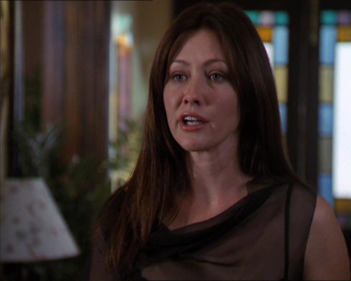Charmed-Online-dot-322AllHellBreaksLoose0828.jpg
