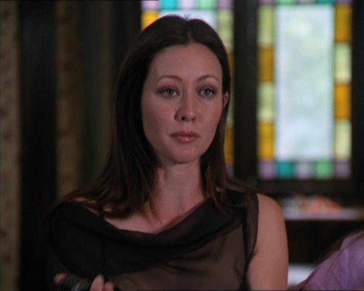 Charmed-Online-dot-322AllHellBreaksLoose0910.jpg