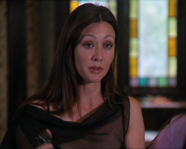 Charmed-Online-dot-322AllHellBreaksLoose0919.jpg