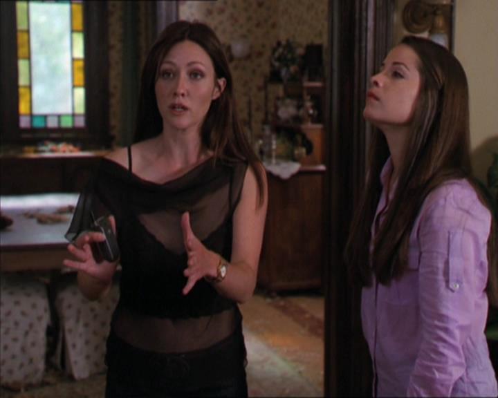 Charmed-Online-dot-322AllHellBreaksLoose0934.jpg