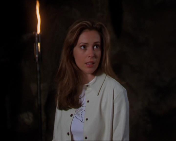 Charmed-Online-dot-322AllHellBreaksLoose0990.jpg