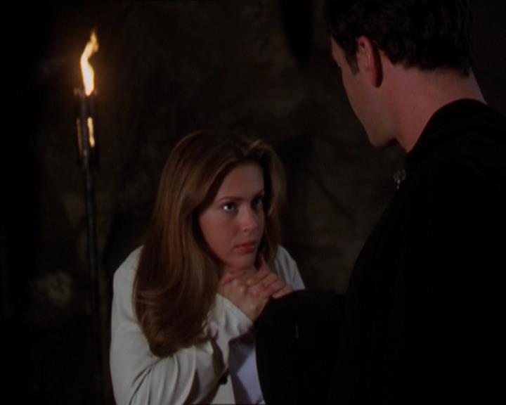 Charmed-Online-dot-322AllHellBreaksLoose0998.jpg