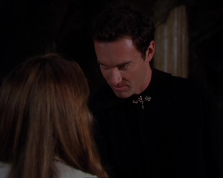 Charmed-Online-dot-322AllHellBreaksLoose1005.jpg Charmed-Online-dot-322AllHellBreaksLoose1005.jpg