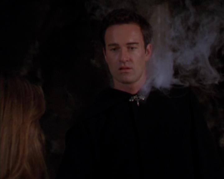 Charmed-Online-dot-322AllHellBreaksLoose1012.jpg Charmed-Online-dot-322AllHellBreaksLoose1012.jpg