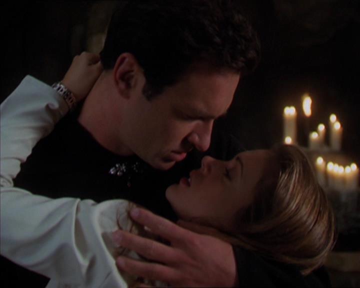 Charmed-Online-dot-322AllHellBreaksLoose1034.jpg