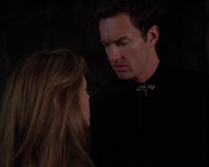 Charmed-Online-dot-322AllHellBreaksLoose1046.jpg