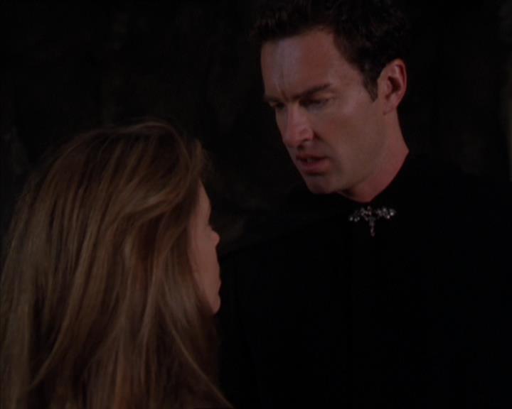 Charmed-Online-dot-322AllHellBreaksLoose1047.jpg
