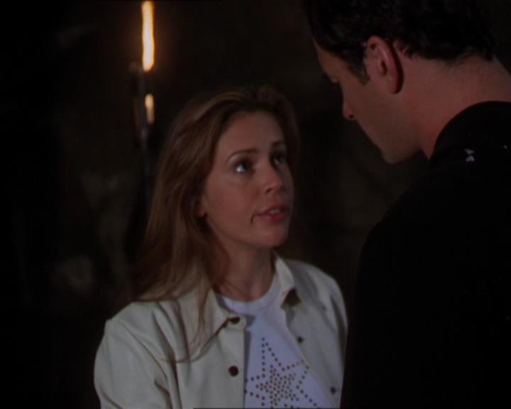 Charmed-Online-dot-322AllHellBreaksLoose1050.jpg