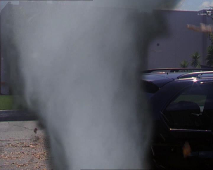 Charmed-Online-dot-322AllHellBreaksLoose1101.jpg