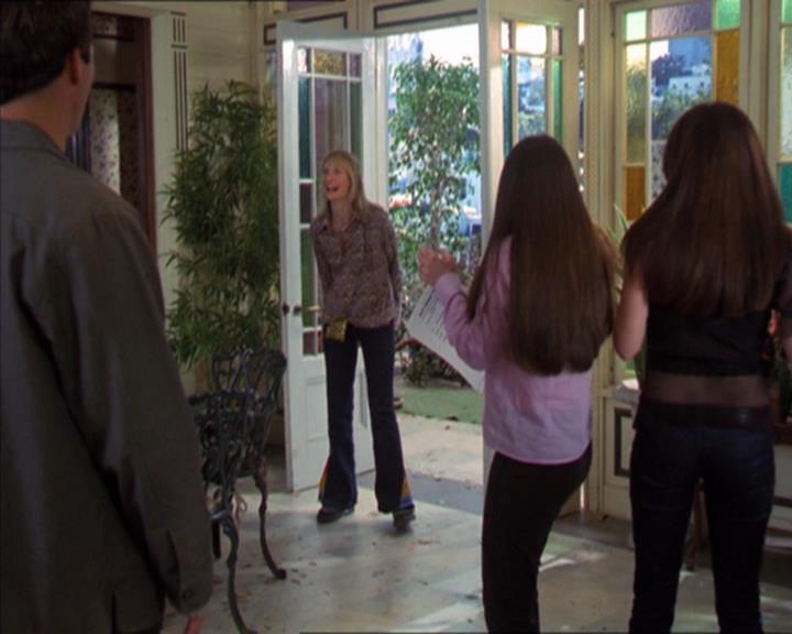 Charmed-Online-dot-322AllHellBreaksLoose1295.jpg