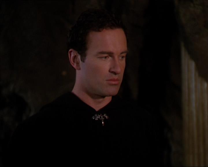 Charmed-Online-dot-322AllHellBreaksLoose1402.jpg Charmed-Online-dot-322AllHellBreaksLoose1402.jpg